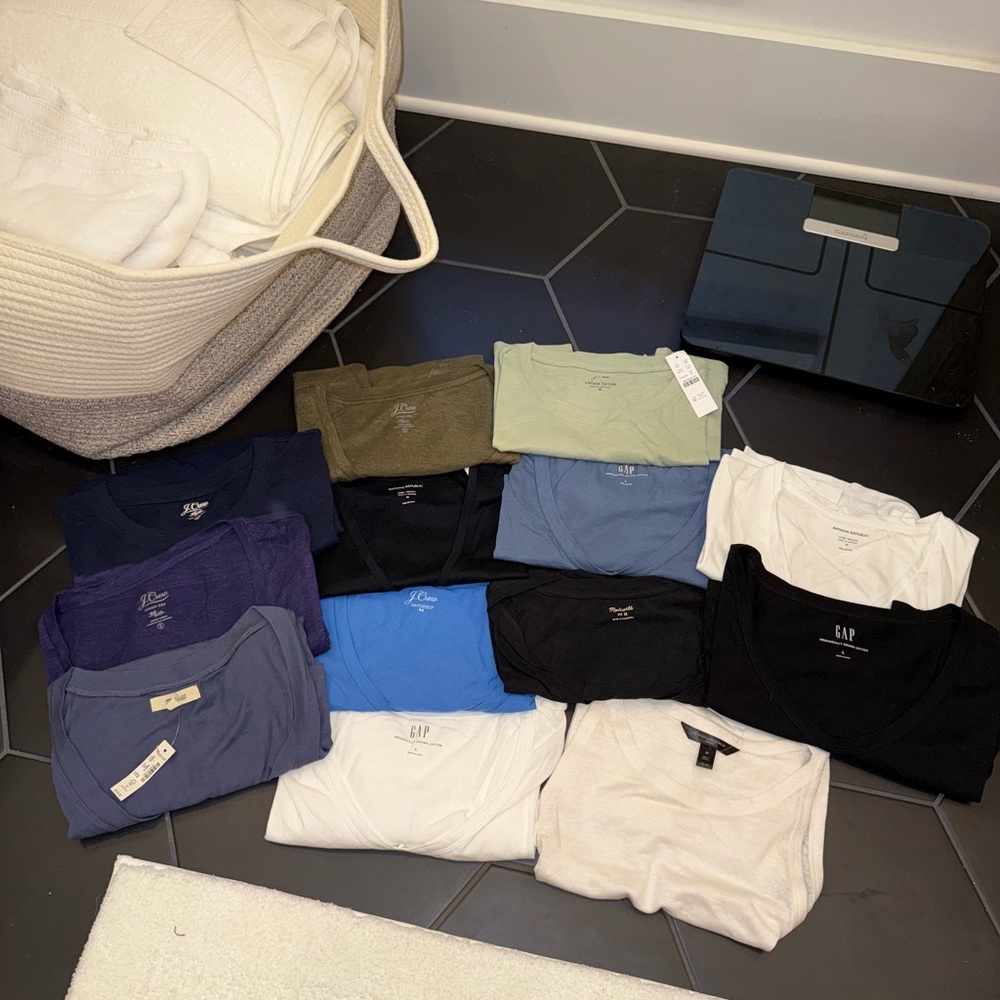 13 tees: Madewell, jcrew, banana republic, gap, vintage cotton